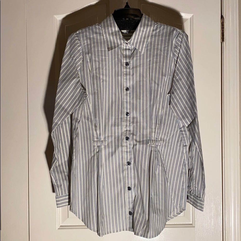 CAbi dress shirt large green, blue with white.